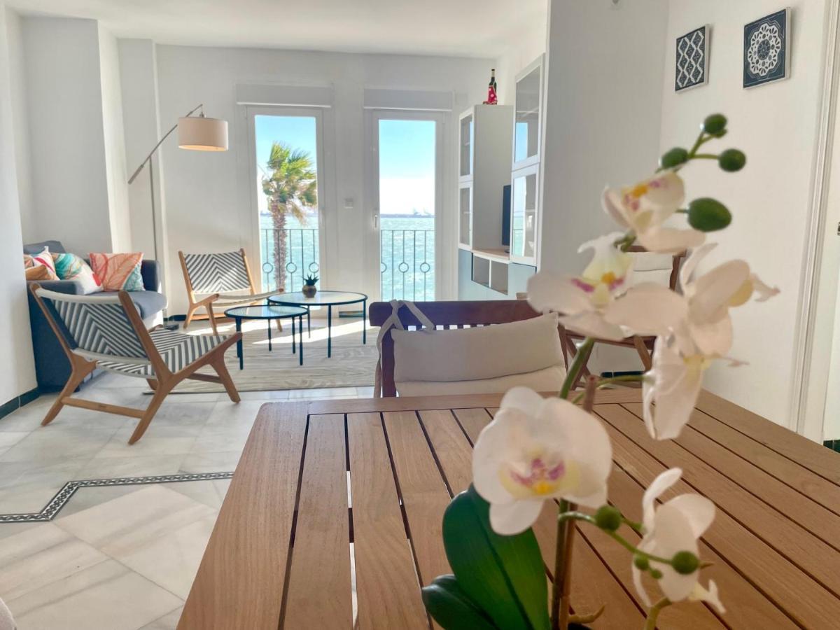 Gatu Villa Oceano Frente Al Mar En Puerto Sherry " Preferente Mayores De 25 Anos Y Familias " エル・プエルト・デ・サンタ・マリア エクステリア 写真